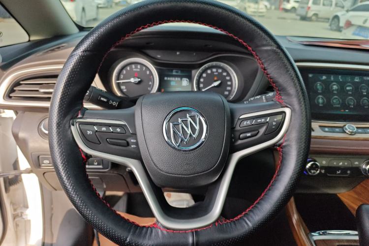 Used Buick GL6 2019 18T 6-Seater Connected Luxury Version China VI Standard
