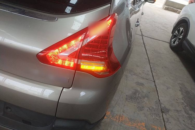 Used Peugeot 3008 2015 1.6THP Automatic Trend Edition
