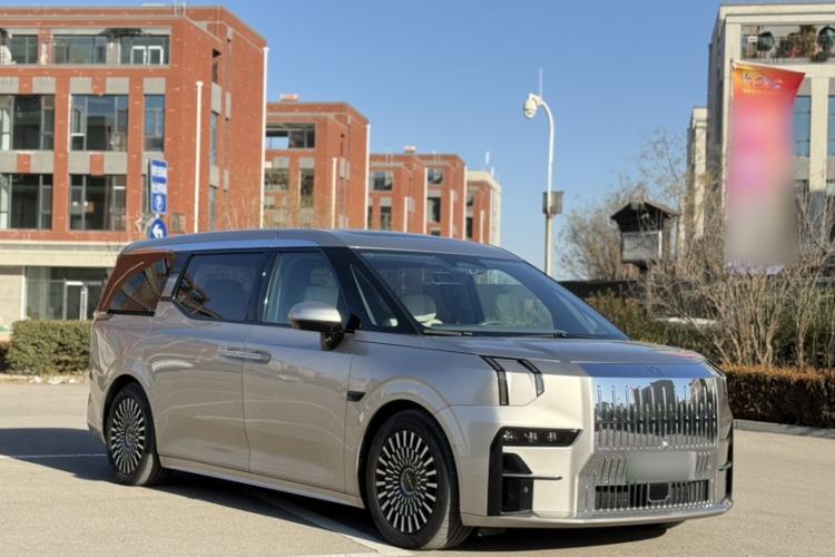 Used Zeekr 009 2022 WE Edition