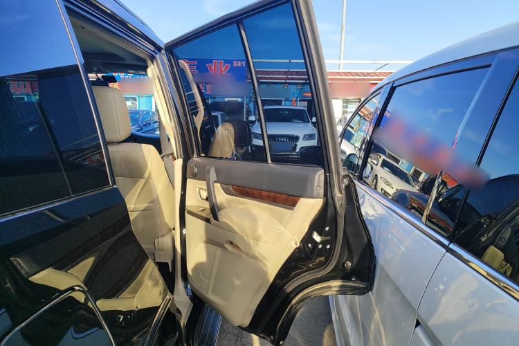 Used Mitsubishi Pajero 2018 V97 3.8L 5-Door GLS Sunroof – Middle East
