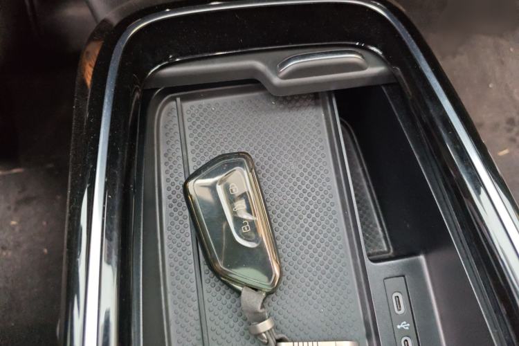 Used Volkswagen ID.4 X 2025 Smart Version Pure & Intelligent Enjoyment Edition