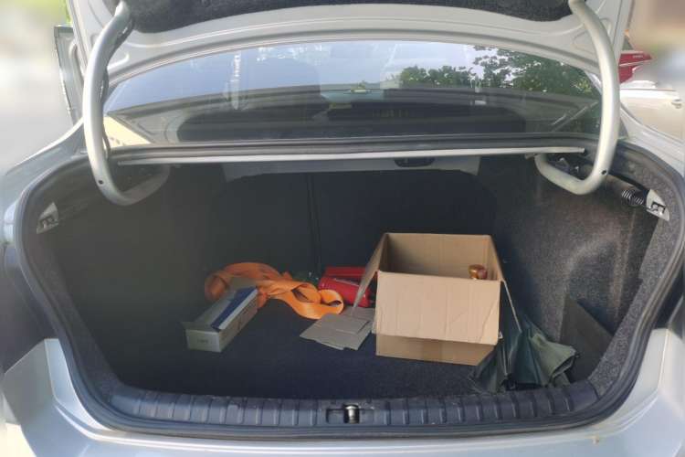 Used Volkswagen Bora 2013 1.6L Manual Comfort Model
