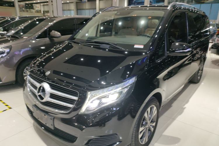 Used Mercedes-Benz V-Class 2018 V 260 Avantgarde Edition China VI