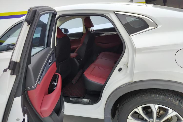 Used Changan CS85 COUPE 2021 1.5T DCT Luxury Edition
