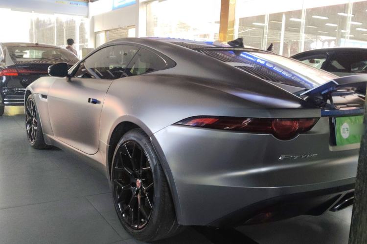 Used Jaguar F-TYPE 2019 2.0T Hardtop Version
