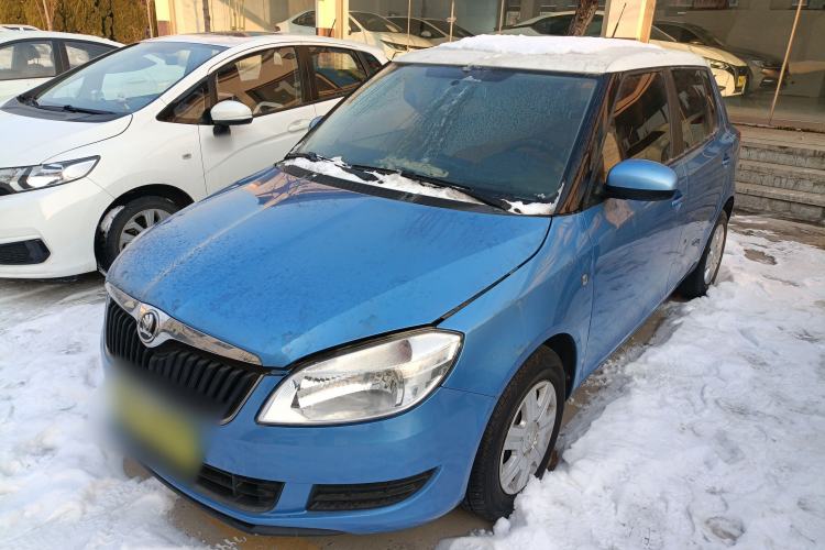 Used Skoda Fabia 2014 1.4L Automatic Crystal Edition