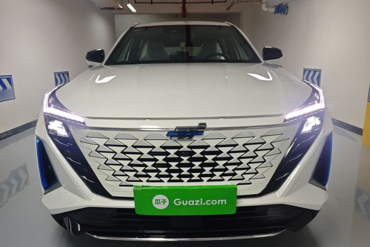 Used Oshan Z6 New Energy 2023 ZhiDian iDD 150KM Flagship PLUS Smart Parking Edition
