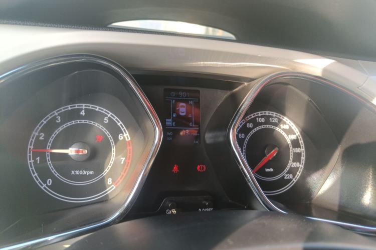 Used  Refine S2 2015 1.5L Manual Luxury Model
