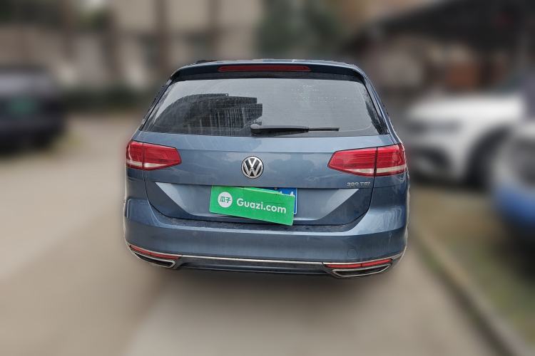 Used Volkswagen Variant 2017 380TSI Two-Wheel Drive Comfort Edition