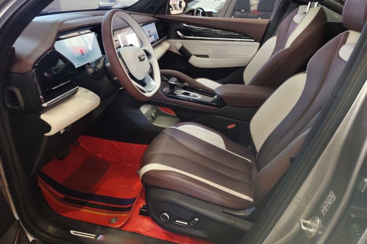 Used Geely Auto Monjaro L 2024 2.0TD High-Power Automatic Two-Wheel Drive Yunqi Version
