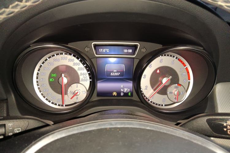 Used Mercedes-Benz GLA 2015 GLA 200 Fashion Model
