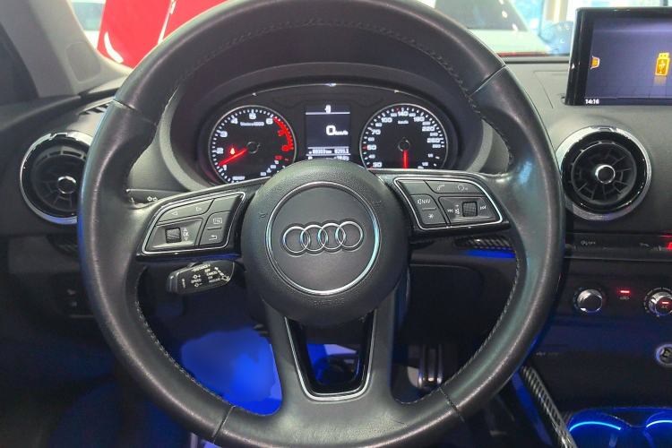 Used Audi A3 2018 30th Anniversary Edition Sportback 35 TFSI Fashion Model
