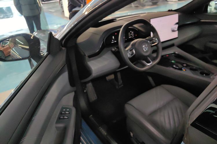 Used Zeekr 001 2025 YOU Edition 100 kWh All-Wheel Drive