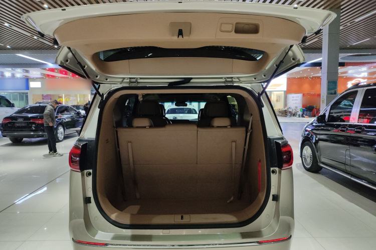 Used Buick GL8 2021 ES Land Cruiser 653T Luxury Edition