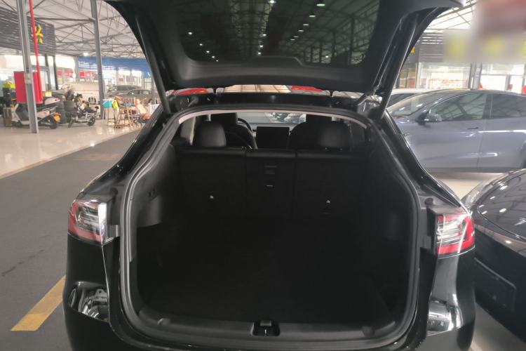 Used Tesla Model Y 2022 Rear-Wheel-Drive Version
