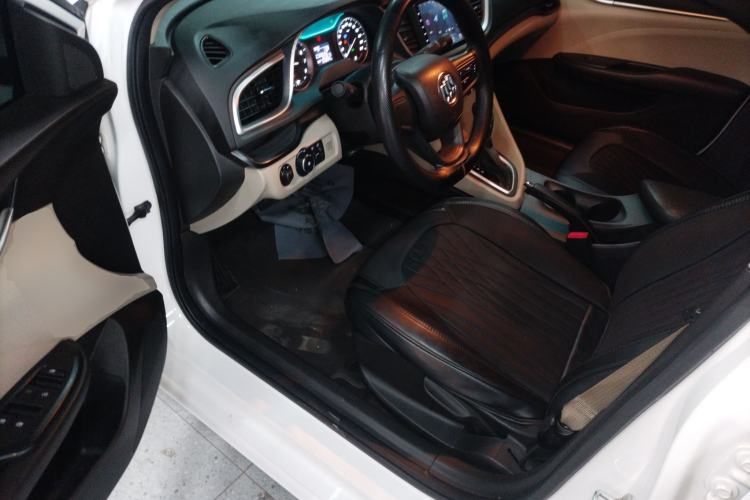 Used Buick GT 2018 15T Dual-Clutch Advanced Model China V Standard
