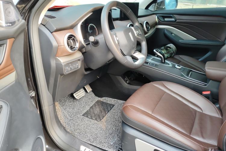 Used Wey VV6 2018 2.0T Two-Wheel Drive Flagship Version China V Standard
