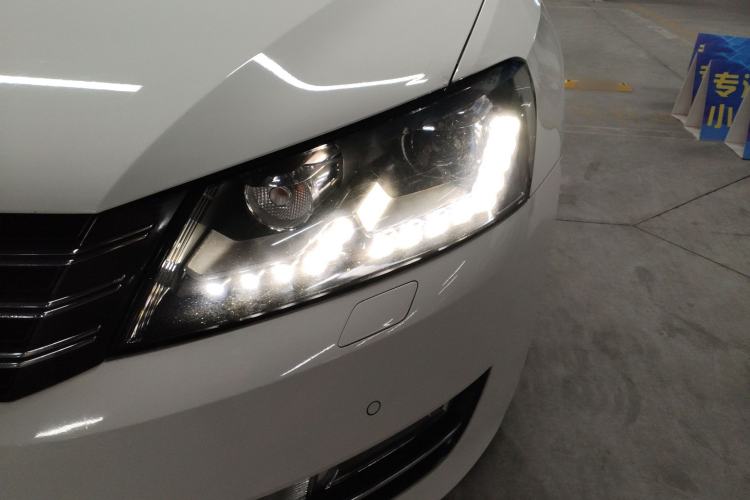 Used Volkswagen Passat 2014 1.8TSI DSG Prestige Edition
