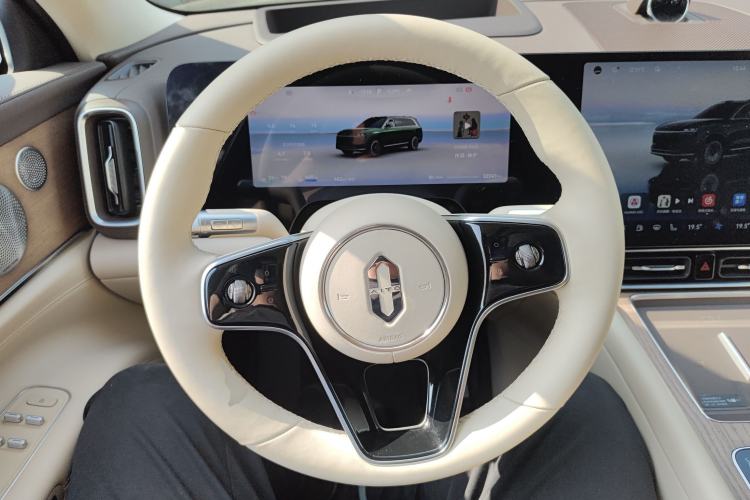 Used Hima AITO M9 2024 Range-Extended Ultra Version 42 kWh 6-Seater Model
