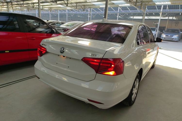 Used Volkswagen Jetta 2017 1.4L Manual Fashion Edition