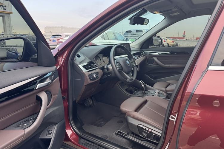 Used BMW X1 2020 sDrive25Li Leading Model
