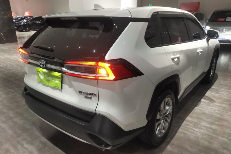 Used Toyota Wildlander 2020 2.0L CVT 4x4 Luxury Edition
