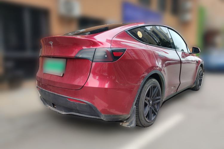 Used Tesla Model Y 2022 Long-Range All-Wheel-Drive Version