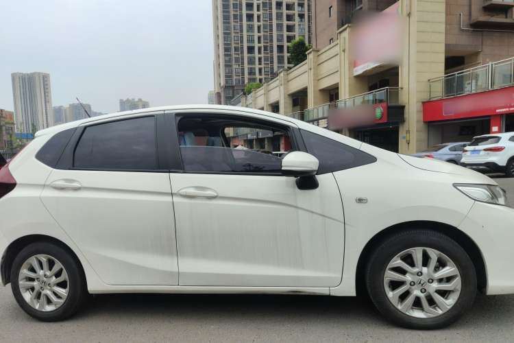 Used Honda Fit 2018 1.5L CVT Comfort Sunroof Version