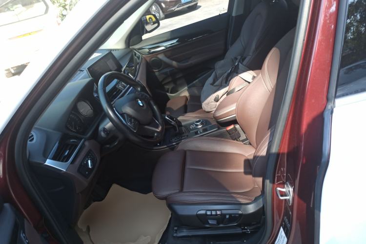 Used BMW X1 2020 sDrive25Li Leading Model
