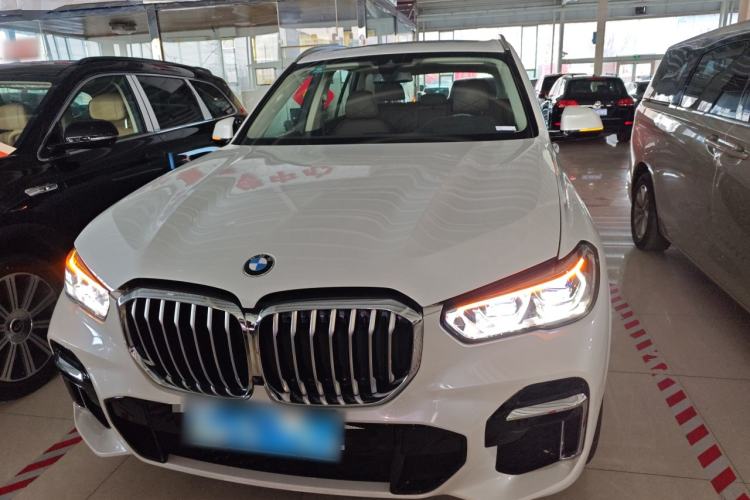 Used BMW X5 2022 Restyled xDrive 30Li Luxury Version M Sport Package