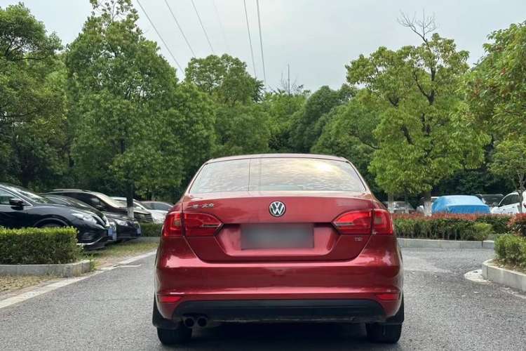 Used Volkswagen Sagitar 2012 1.4TSI Automatic Fashion Edition
