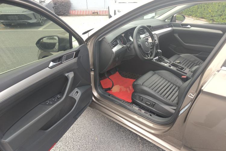 Used Volkswagen Magotan 2019 280TSI DSG Leading Model China VI Standard
