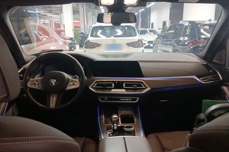 Used BMW X5 2022 xDrive 40Li M Sport Package