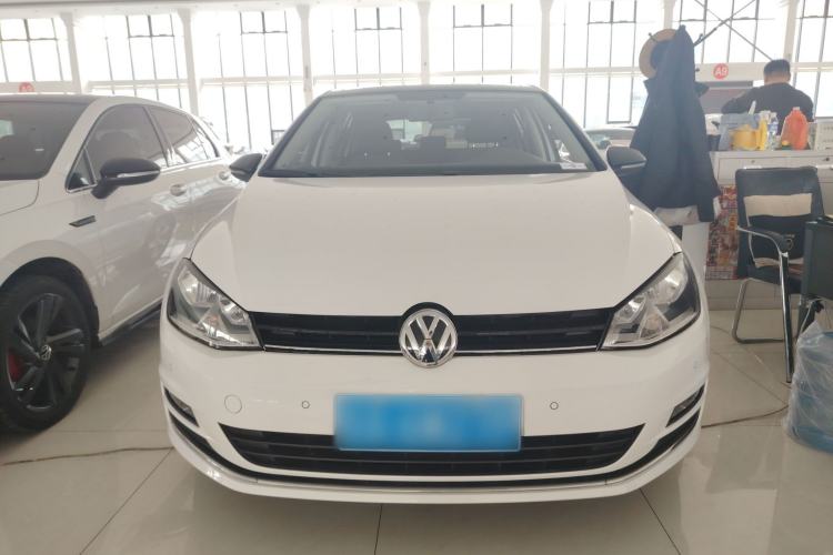 Used Volkswagen Golf 2017 1.6L Automatic Comfort Million-Vehicle Anniversary Edition