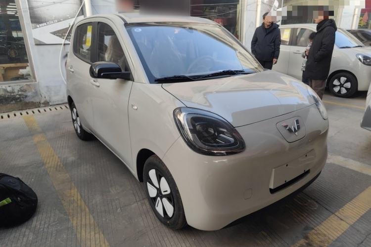 Used Wuling Hongguang MINIEV 2025 Four-Door Version Advanced Edition
