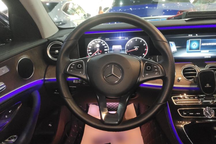 Used Mercedes-Benz E-Class 2016 E 300 L Stylish Model
