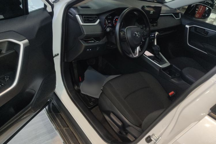 Used Toyota RAV4 2023 2.0L CVT Two-Wheel Drive Urban Edition
