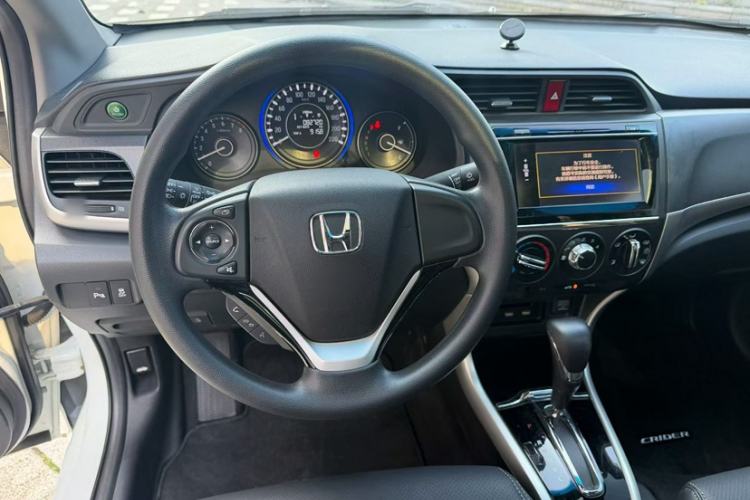 Used Honda Crider 2016 1.8L CVT Luxury Edition

