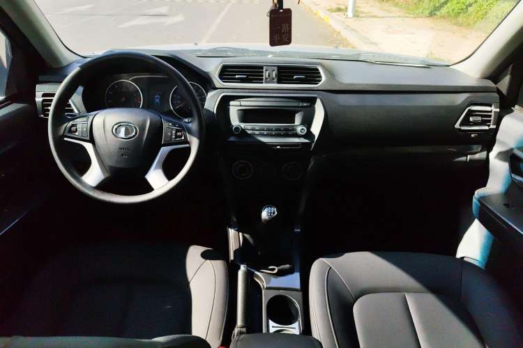 Used Great Wall Wingle 5 2021 2.4L Gasoline Two-Wheel-Drive Progressive Version Big Double Cab China VI Emission Standard 4K22D4M
