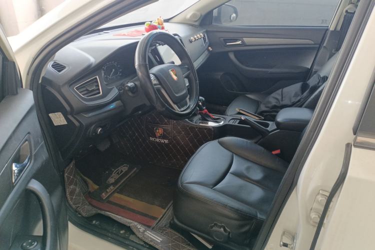 Used Roewe 360 2015 1.5L Automatic Luxury Edition
