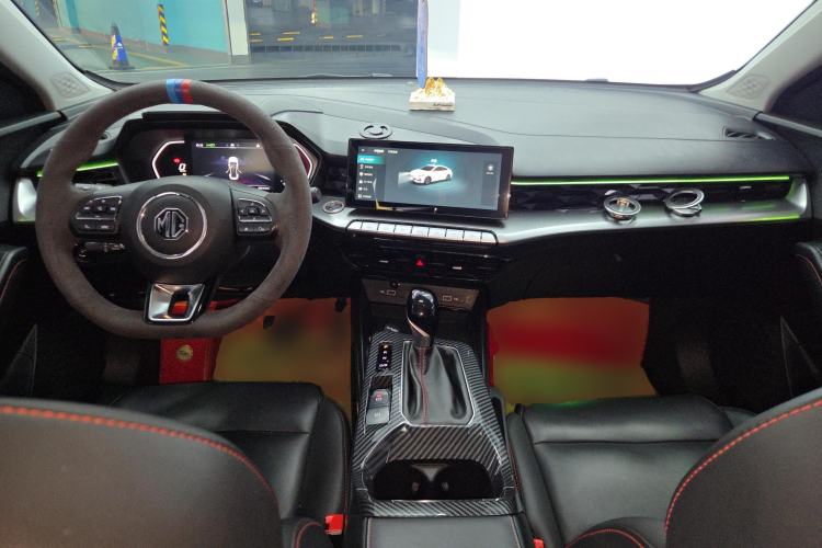 Used MG 5 2021 180 DVVT CVT Youth Luxury Edition
