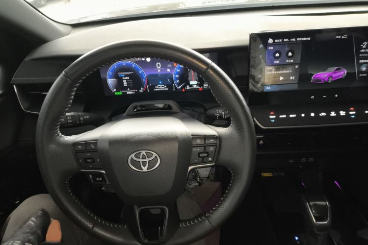 Used Toyota Camry 2024 Dual-Motor 2.0 HXS Sport Plus Edition
