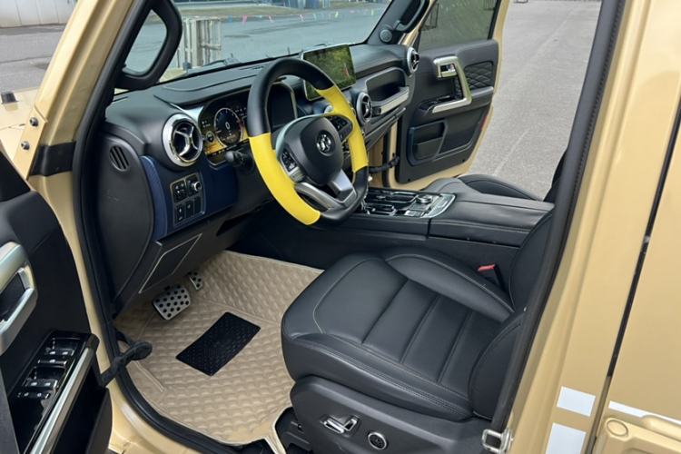 Used Beijing Auto BJ40 2019 2.3T Automatic Four-Wheel Drive Ring the Tower Champion Edition China VI
