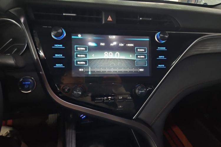 Used Toyota Camry 2019 Revised Version Dual-Engine 2.5 HG Luxury Edition