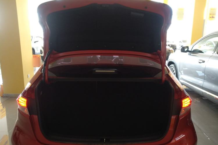 Used Toyota Levin 2019 Dual-Engine 1.8H E-CVT Tech Edition China VI Standard