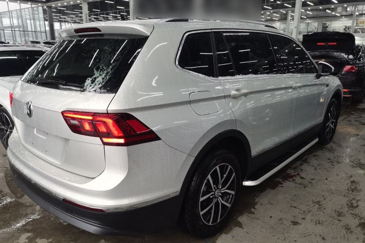 Used Volkswagen Tiguan L 2018 330TSI Automatic Two-Wheel Drive Luxury Edition
