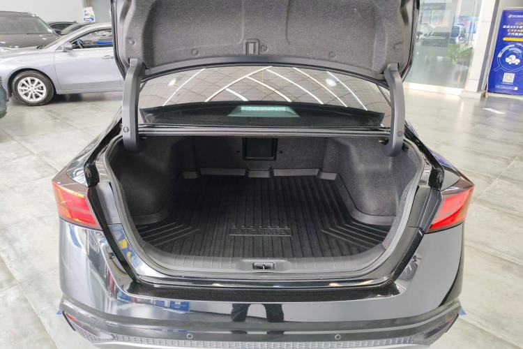 Used Nissan Teana 2021 2.0T XL Upper AD1 Smart Navigation Edition
