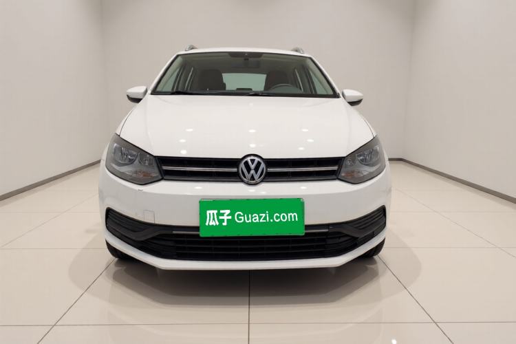 Used Volkswagen Polo 2014 1.4L Manual Fashion Edition
