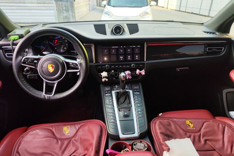 Used Porsche Macan 2021 Macan 2.0T
