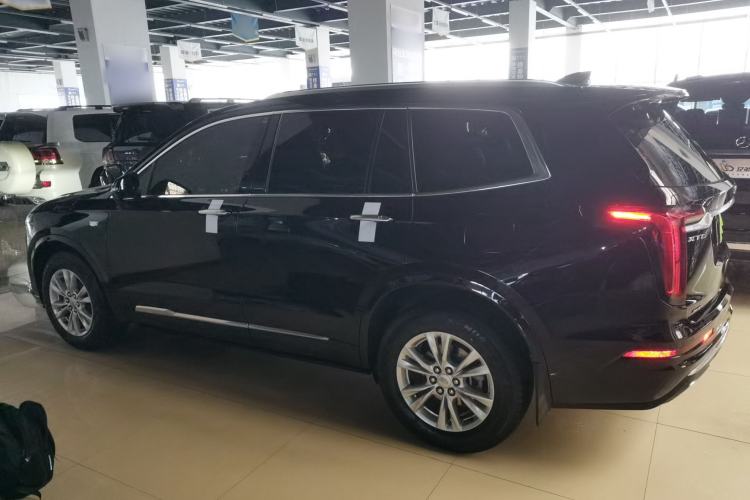 Used Cadillac XT6 2022 2.0T Six-Seater Four-Wheel-Drive Luxury Version